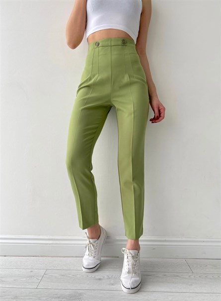 Bel Düğme Detay Piliseli Havuç Pantolon Yeşil